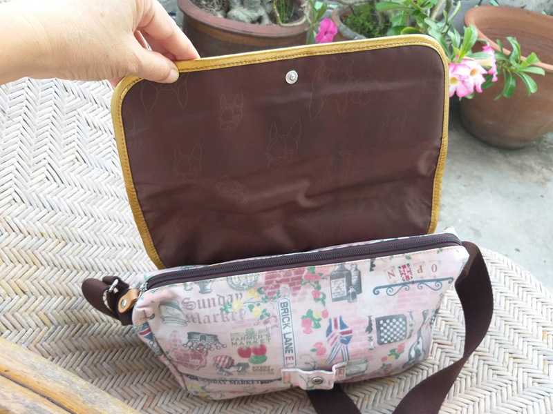 กระเป๋าสะพาย CRYSTAL BALL made in japan แท้ (ของใหม่)