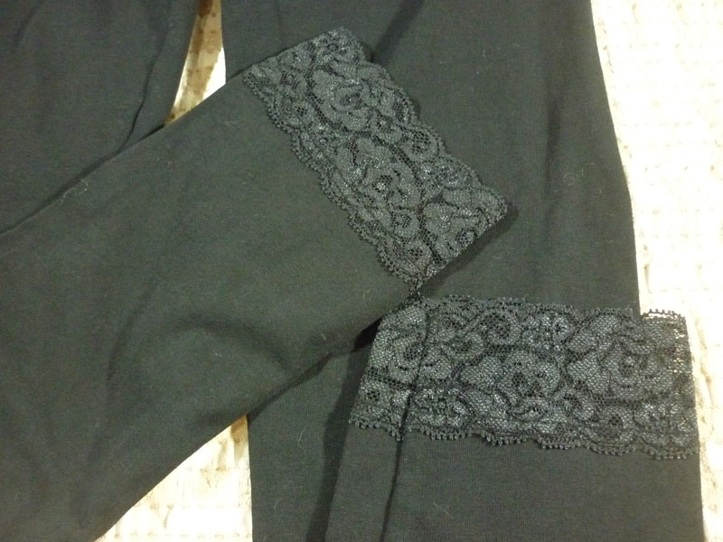 เลกกิ้งชายลูกไม้ Uniqlo SzS น่ารักมาก (ของใหม่)