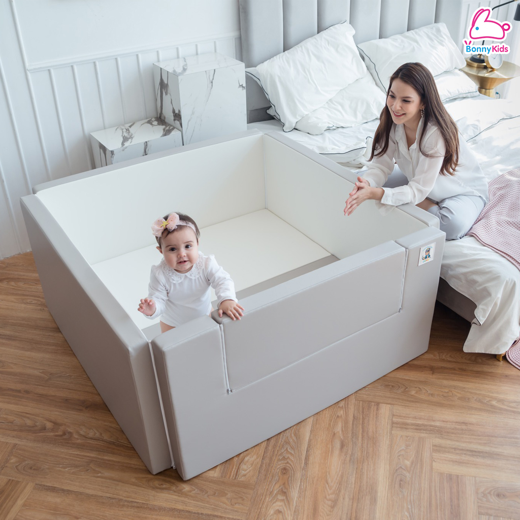 Geko คอกกั้น คอกกั้นเด็กปลอดสารพิษ รุ่นหนังPU และ หนัง Silicone สีเทา-ขาว