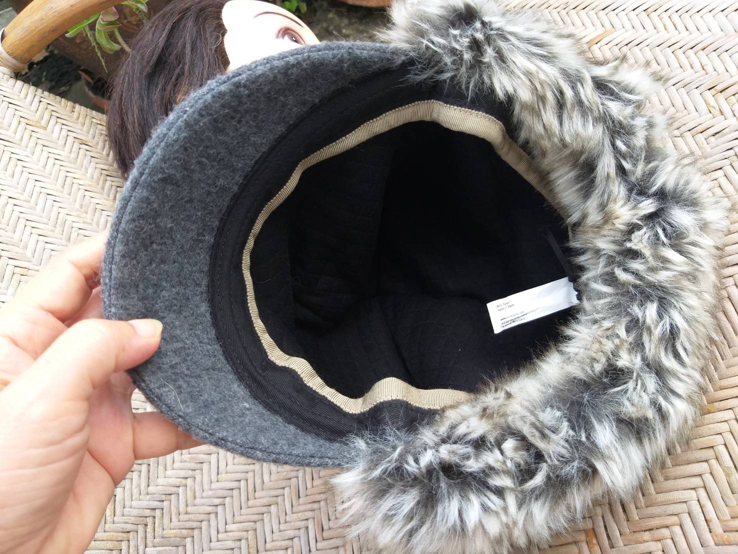หมวกแก๊ปปิดหู Nine Tailor อุ่นมาก หนาวๆ จัดเลยค่ะ