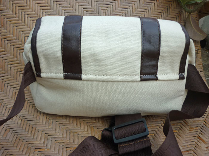 กระเป๋าคาดเอว แต่งลูกไม้หวานๆ /ของใหม่/