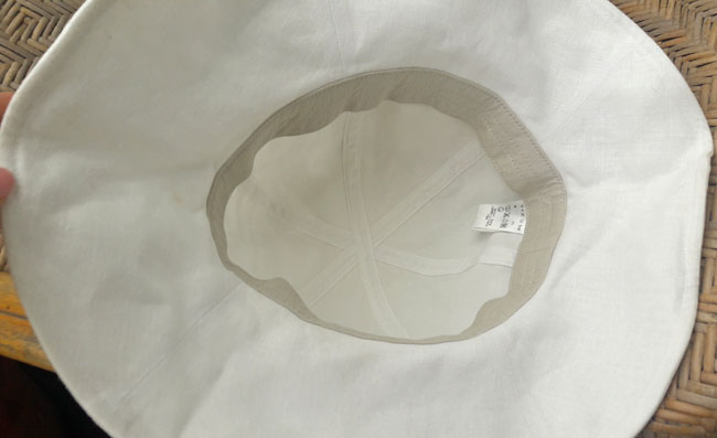 หมวกปีกกว้างมาก คุณนายค่ะใบนี้ หรูเรียบ /ของใหม่/