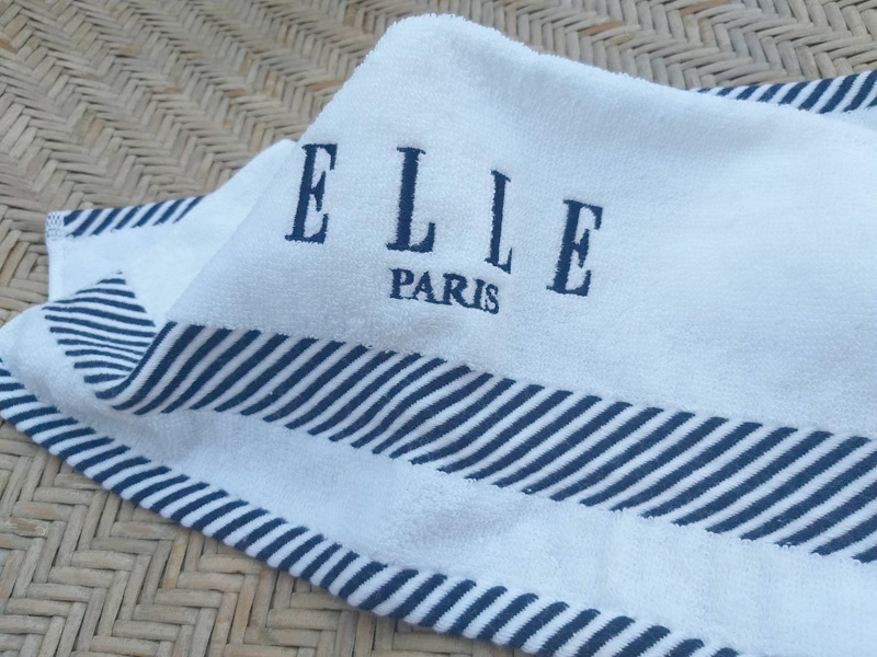 ผ้าขนหนูเช็ดหน้าแบรนด์เนม ELLE
