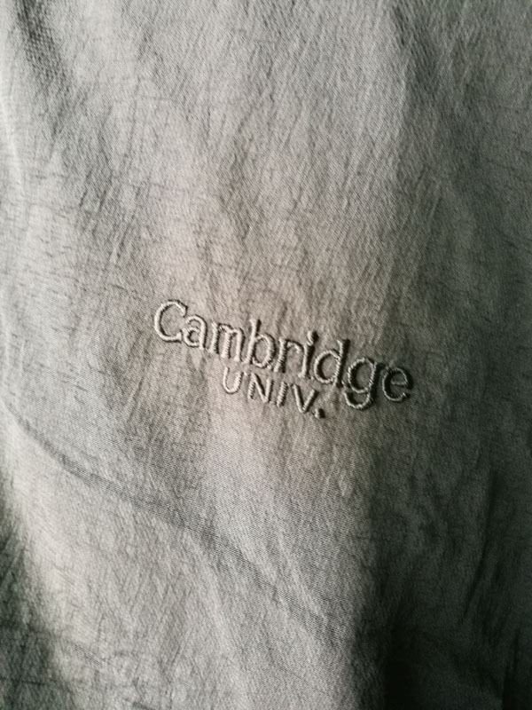 แจ็คเก็ต Univ. of Cambridge เท่ๆ อุ่นๆ
