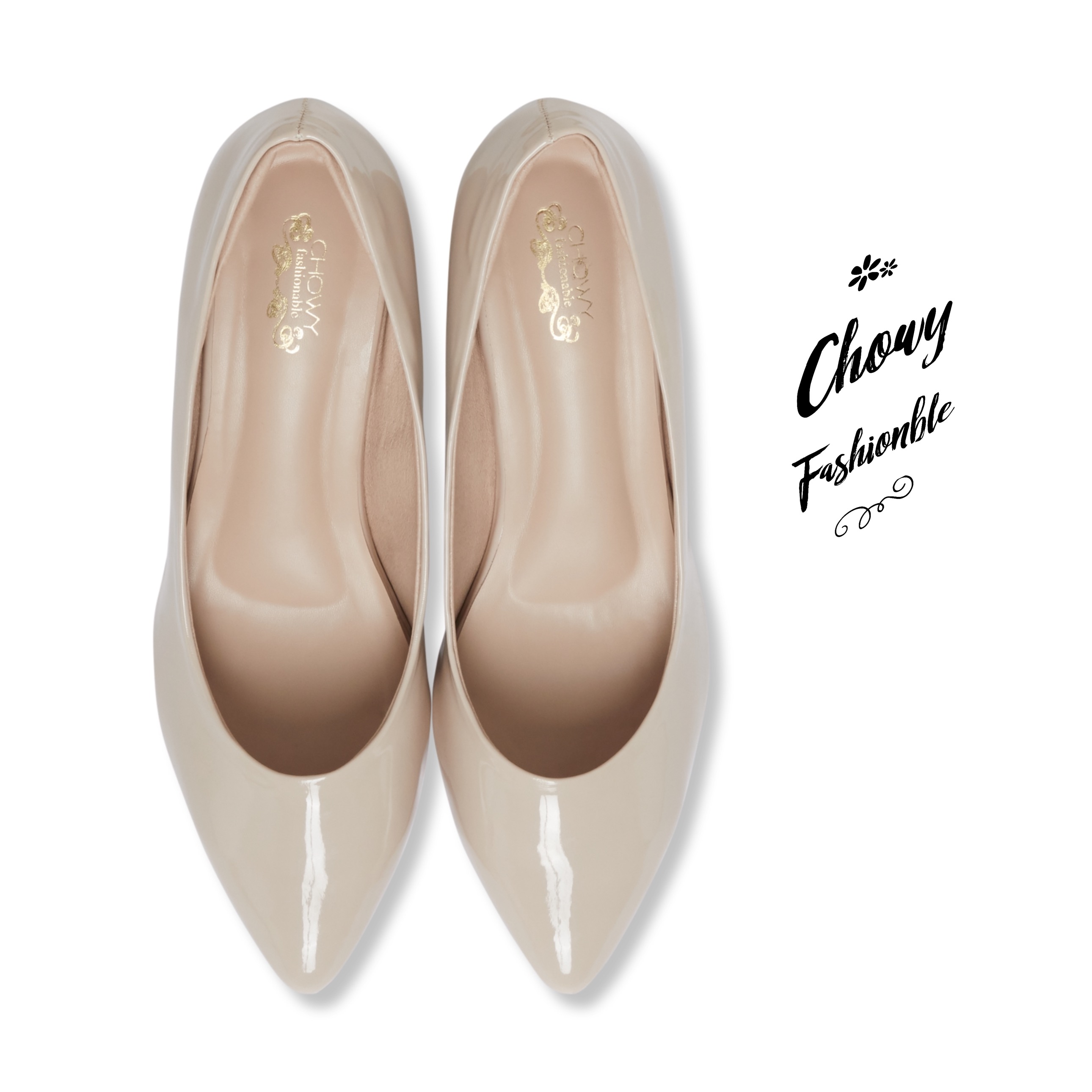 CHOWY รองเท้าคัชชูส้นเตี้ย ไซส์ 37-50 สูง 2.5” ปลายแหลม คัชชูส้นเตี้ยไซส์ใหญ่ หน้ากว้างพิเศษ บุฟองน้ำนุ่ม สีเบจ CH0162ND