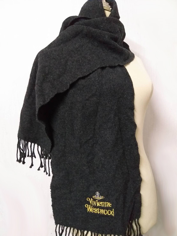 ผ้าพันคอขนสัตว์ Vivienne Westwood