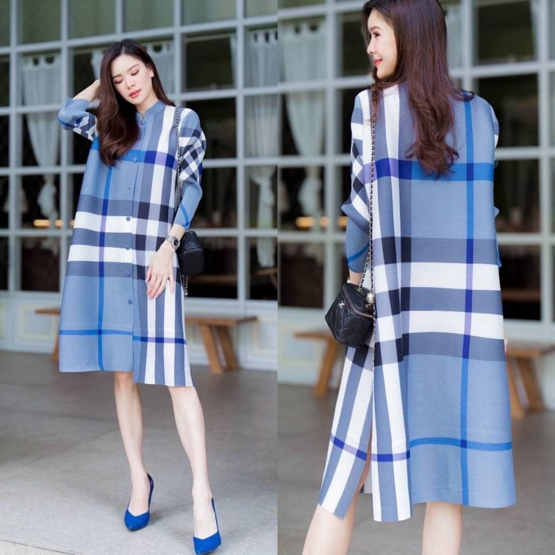 เดรสพลีท อัดพลีท 100% เนื้อเดียวกับงาน Brand งานเกาหลีแท้ 👍🏻 สินค้าคุณภาพ (พร้อมส่ง)