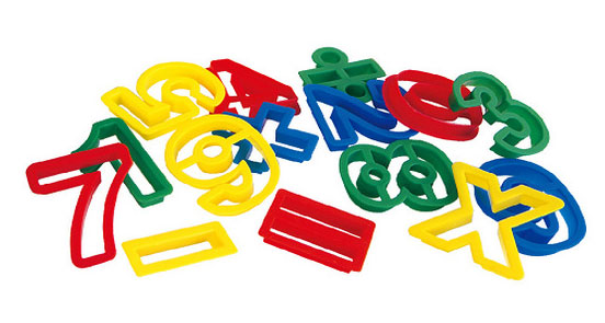 แม่พิมพ์แป้งโดว์ เซตแม่พิมพ์ตัดแป้งโดว์-ดินน้ำมัน-ทราย ตัวเลข 0-9 และสัญลักษณ์ รวม 15 ตัว พร้อมมีดตัดแป้งไม่บาดนิ้วและลูกกลิ้ง