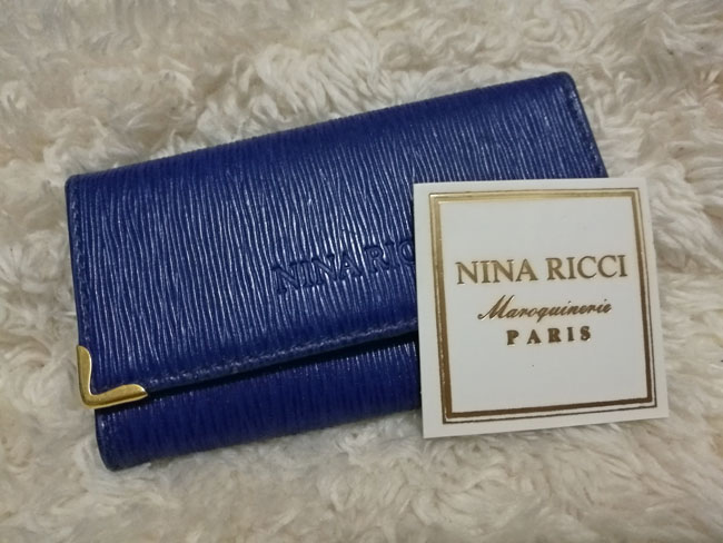 กระเป๋าพวงกุญแจหนังแท้ NINA RICCI สุดหรูค่ะ /ของใหม่/