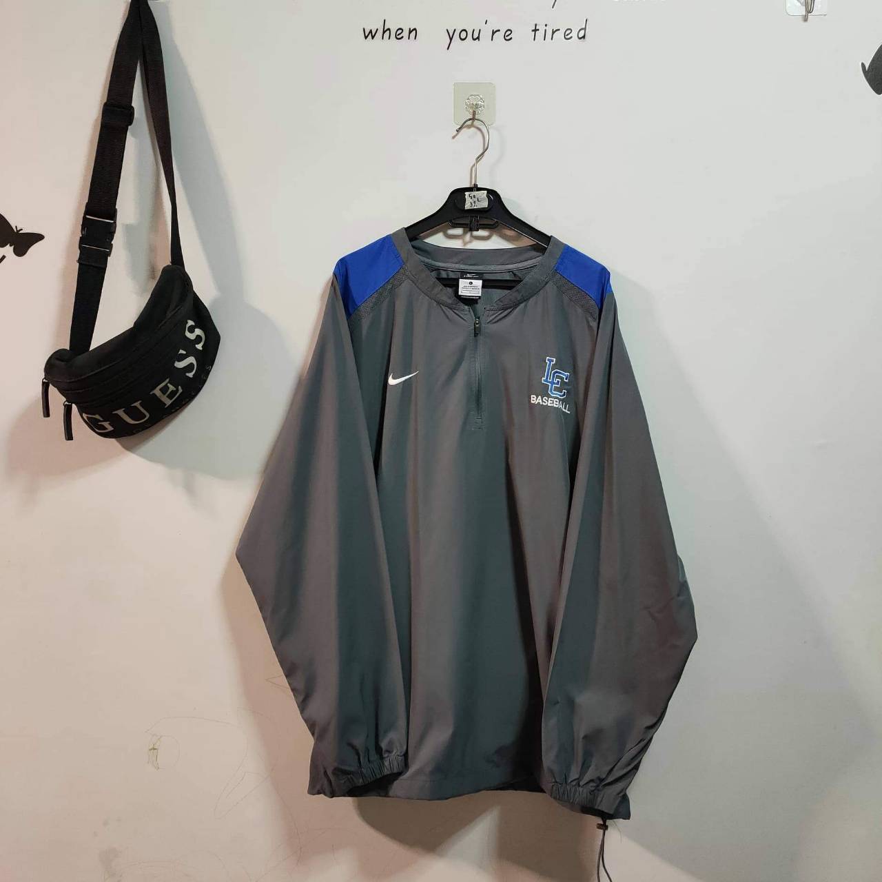 เสื้อแจ็คเก็ตผ้าร่ม NIKE Sz L-XL