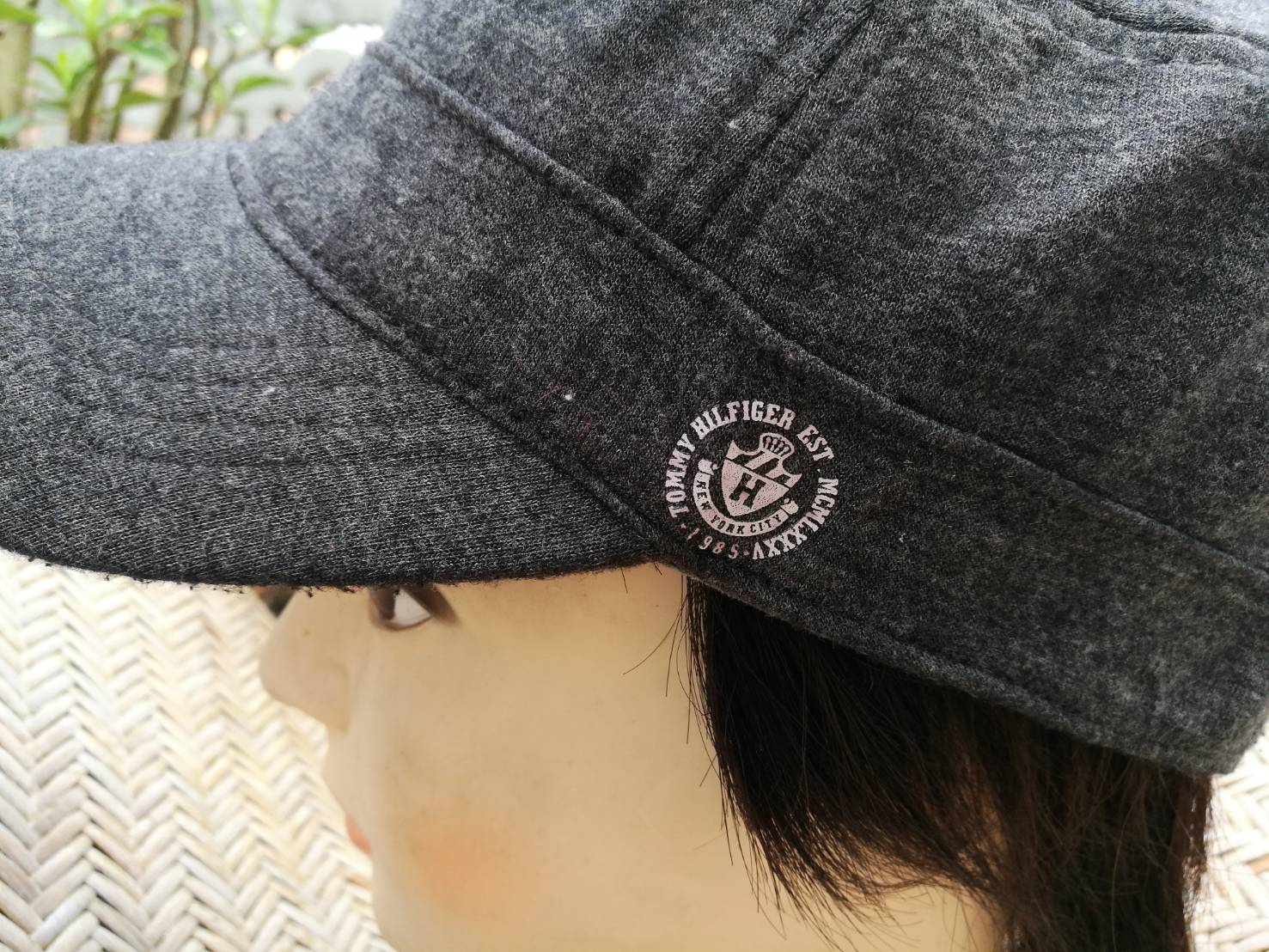 หมวกแก๊ปทรงนิวส์บอย TOMMY