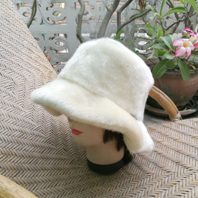 หมวกเด็ก PINK HOUSE ขนหมีสุดนุ่มมม (ใหม่ป้ายห้อย)