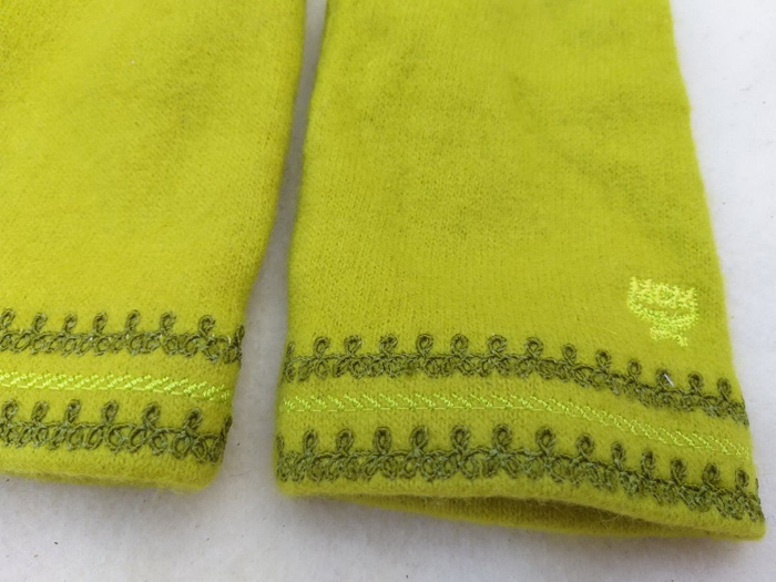 ถุงมือไหมพรมขนสัตว์ MCM ไซด์ S-M (ของใหม่)