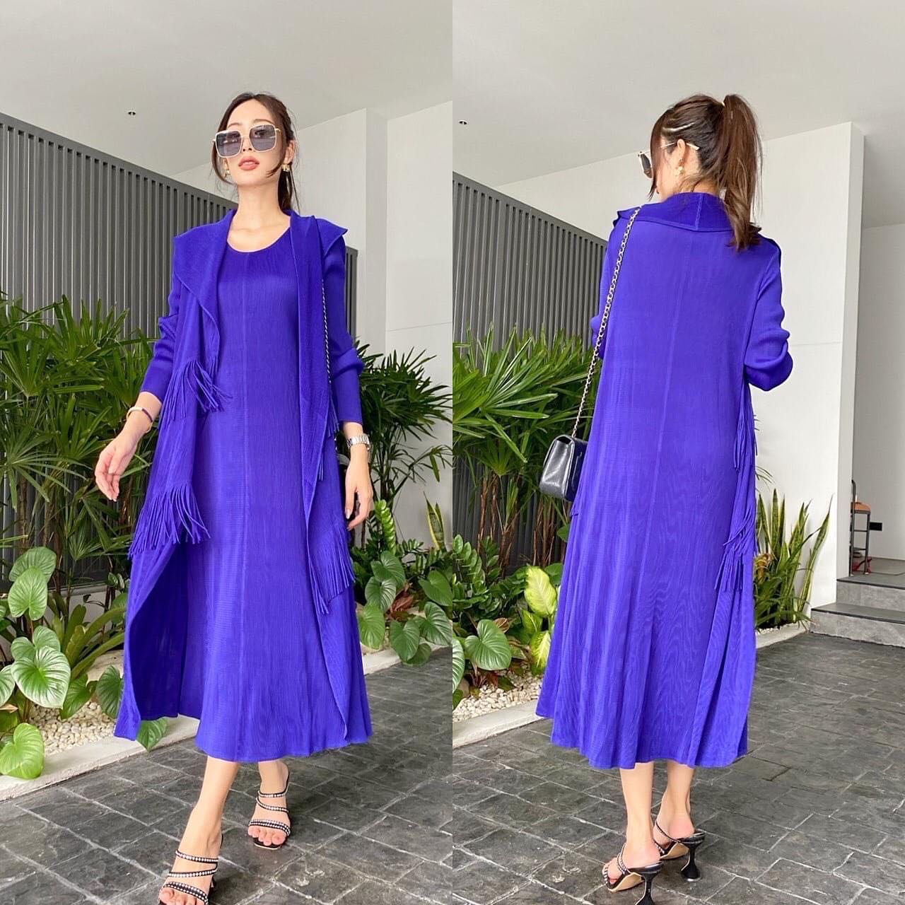 เดรสอัดพลีท ทรงแขนยาว เย็บแต่งเสื้อคลุมปกใหญ่ ซ้อนไปในตัว สวยงาม อลังกาล สินค้าคุณภาพ (พร้อมส่ง)