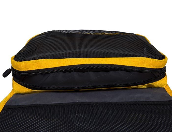 Bagsmart กระเป๋าใส่อุปกรณ์อาบน้ำ คุณภาพสูง ใส่อุปกรณ์อาบน้ำ แขวนได้ สำหรับเดินทาง ท่องเที่ยว (Yellow)