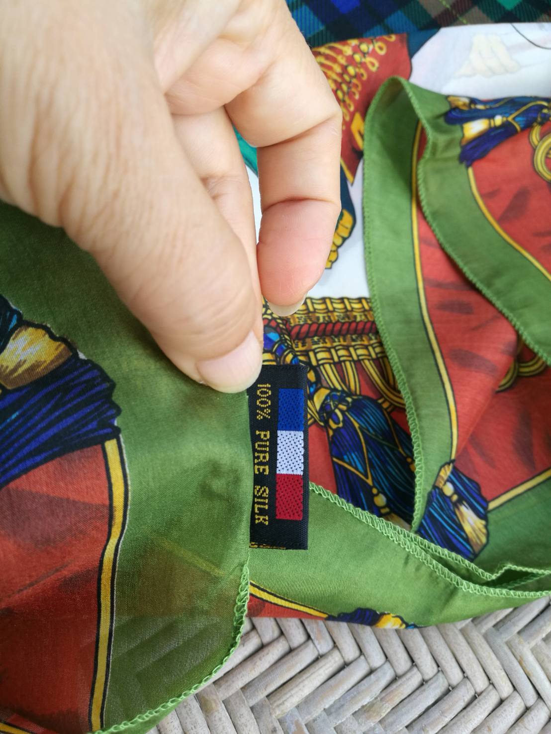 ผ้า Silk MICHEL DE PARIS ลายสวยมาก (ของใหม่)