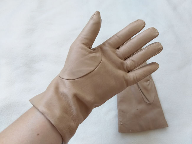 ถุงมือหนังแท้ SERMONETA Gloves จากอิตาลี อุ่นถึงติดลบ