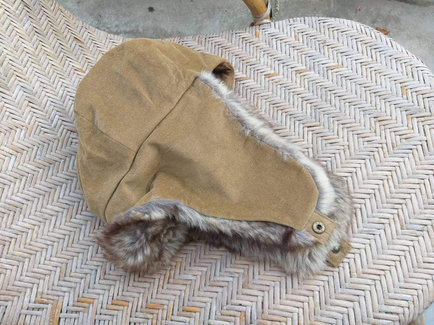 หมวกกันหนาวเอสกิโม เฟอร์ปิดหู