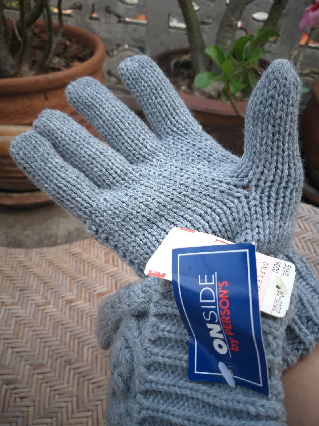 ถุงมือไหมพรม สวยมาก (ของใหม่)