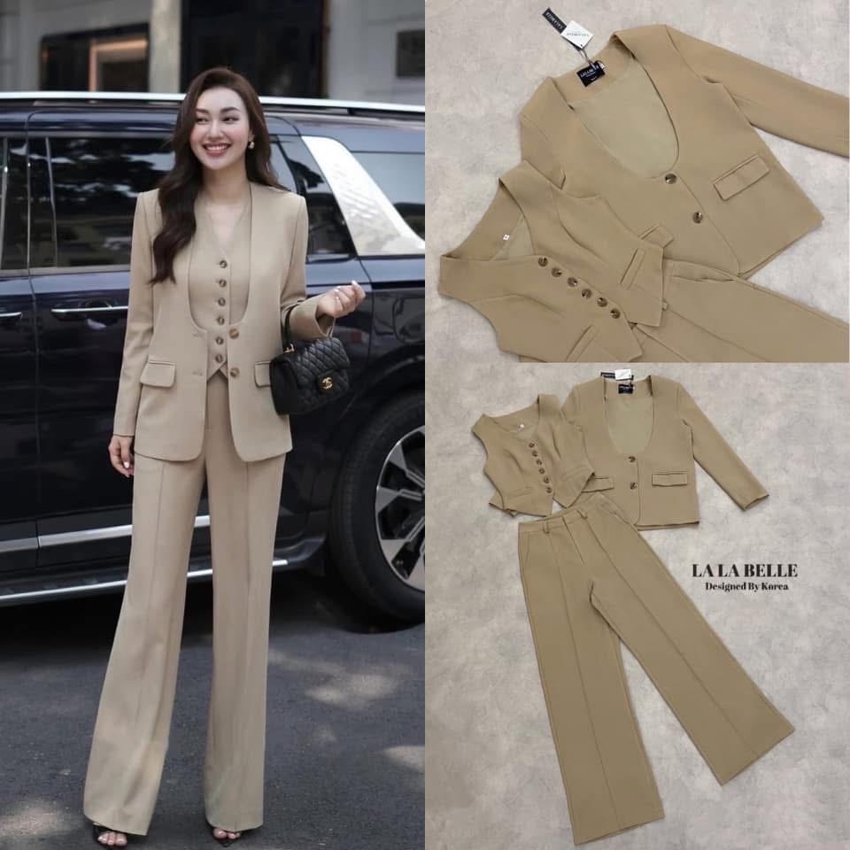 เซตสูท3ชิ้นผ้าสูทอัดกาวอย่างดีเสื้อกักกระดุมหน้าเข้ารูปสวยคอวีแขนกุดใส่คู่กับกางเกงขายาวทรงสวยตีเกล็ดหน้ามีกระเป๋ากางเกงใส่สูททรงเก๋ๆเข้าชุดคอเว้ากระดุมหน้าแขนยาวบ่าเสริมฟองน้ำตัดเย็บด้วยผ้าสูทอัดกาวอย่างดีทั้งชุด ใส่สบาย : สินค้าคุณภาพ (พร้อมส่ง)