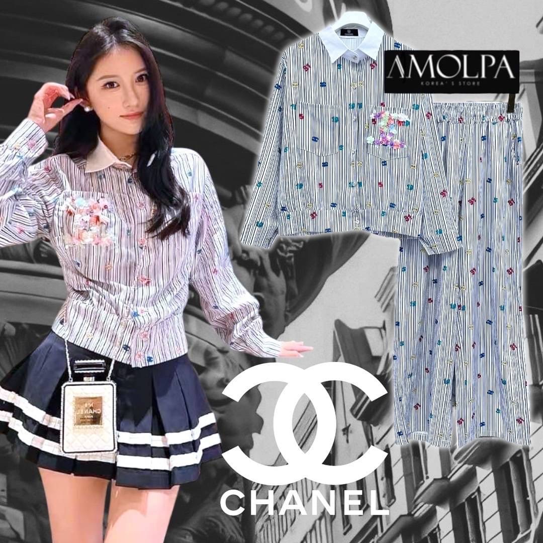 SET PAJAMAS CC งาน Hiend งานใหม่ ตัวเสื้อเป็นเชิ้ต CHANEL เด่นเป็นสง่า มาพร้อมกางเกงขายาว ใส่เข้ากันลงตัว ใส่สบาย : สินค้าคุณภาพ (พร้อมส่ง)