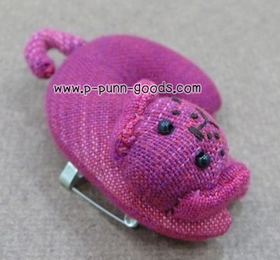 หมาน้อย เข็มกลัด งานผ้าฝ้าย