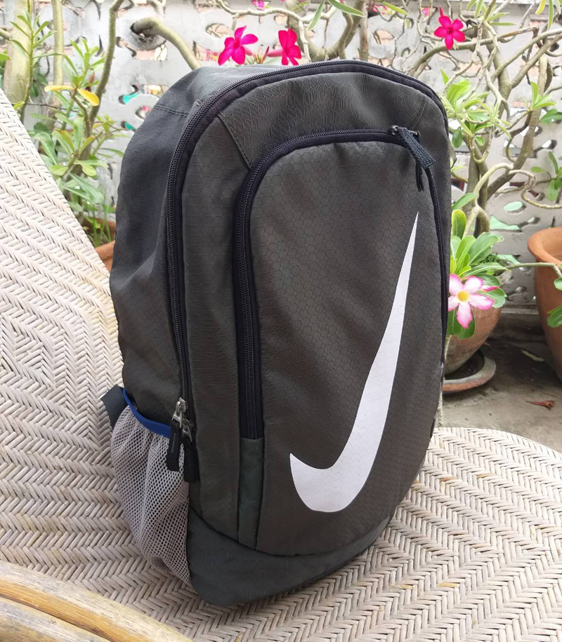 กระเป๋าเป้ NIKE มีช่องใส่โน๊ตบุ๊ค