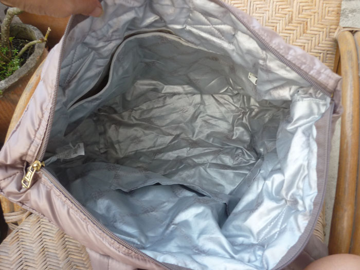 กระเป๋าบุขนนก ROOTOTE FEATHER ROO GRANDE