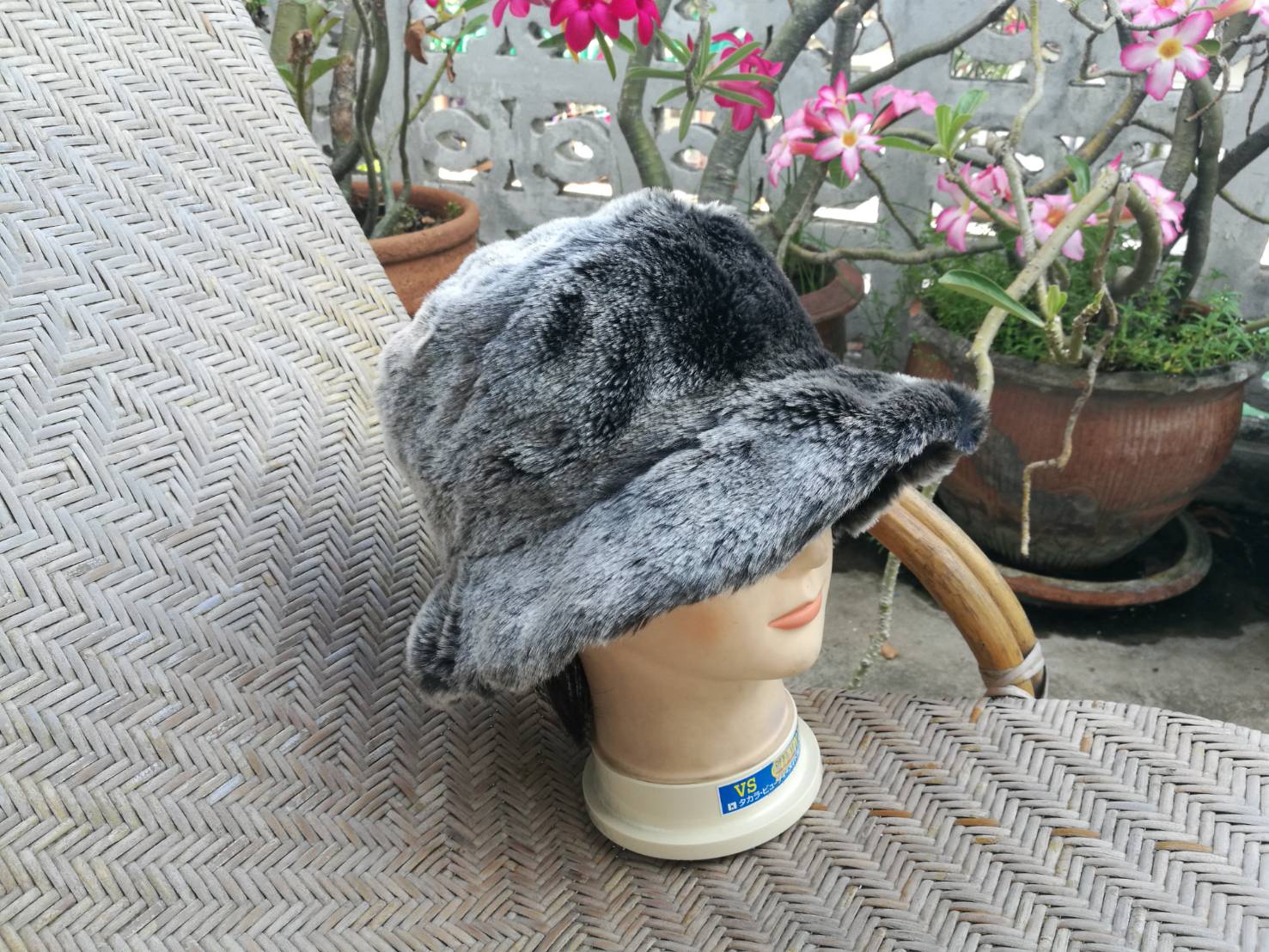 หมวกบักเก็ตเฟอร์หนาอุ่นมาก ใส่ได้ 2 ด้าน