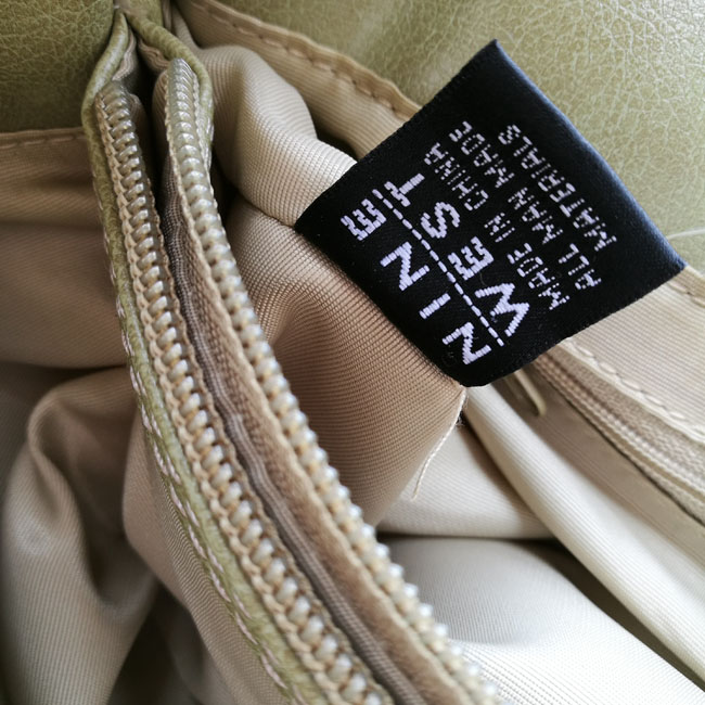 กระเป๋าหนังแท้ NINE WEST สีสวยหายาก ช่องเยอะมาก สวยค่ะ