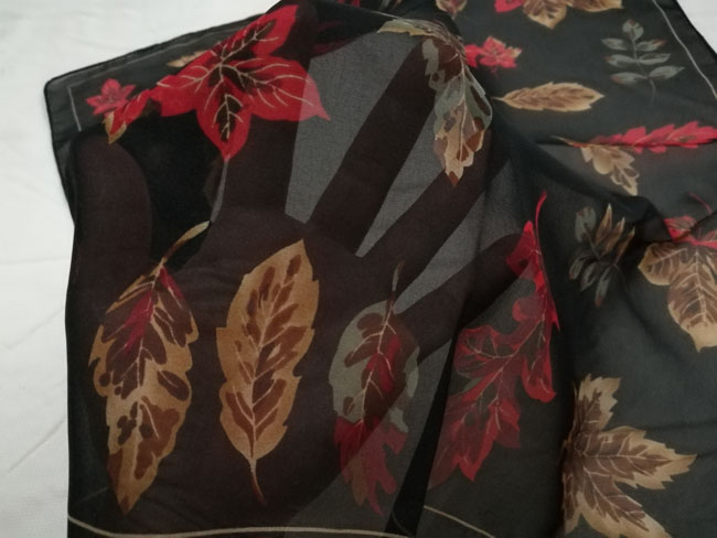 ผ้าผูกผม ผูกคอ สวยมาก สีสวยคลาสสิค