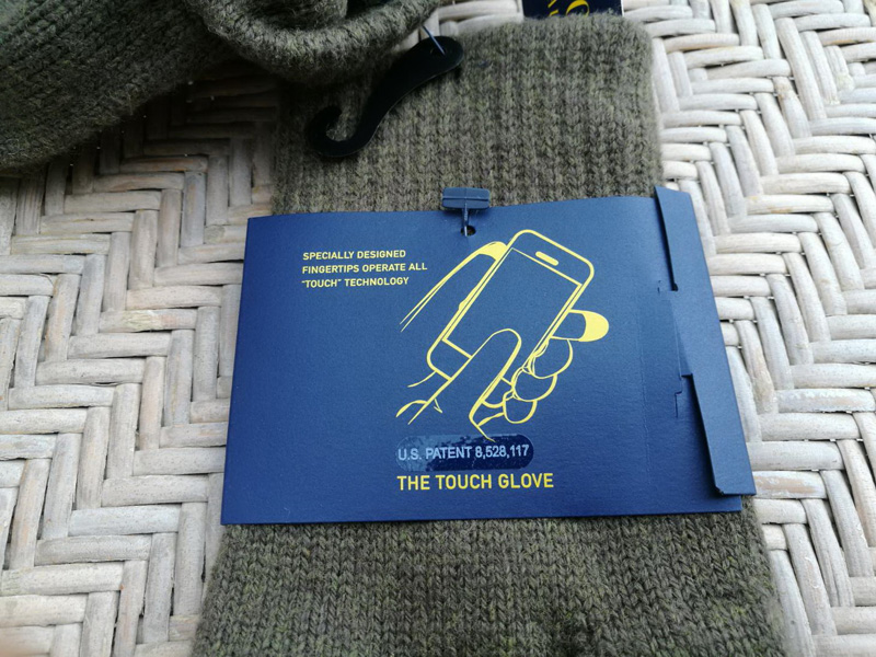 ถุงมือไหมพรม POLO สัมผัสจอมือถือได้