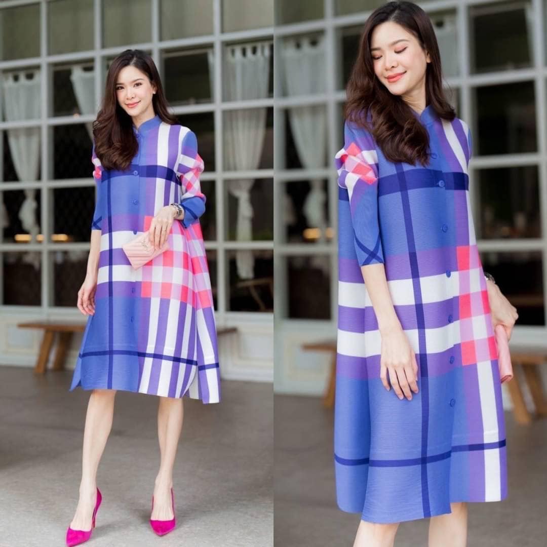 เดรสพลีท อัดพลีท 100% เนื้อเดียวกับงาน Brand งานเกาหลีแท้ 👍🏻 สินค้าคุณภาพ (พร้อมส่ง)