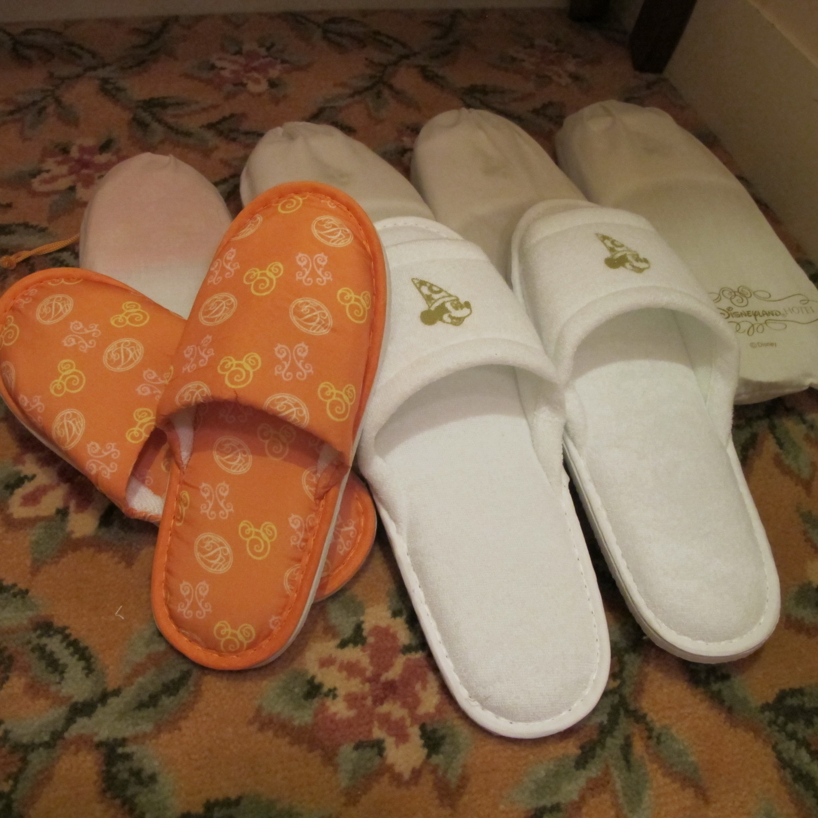 รองเท้าเดินในบ้านเด็ก จาก Tokyo Disney Resort /ของใหม่/