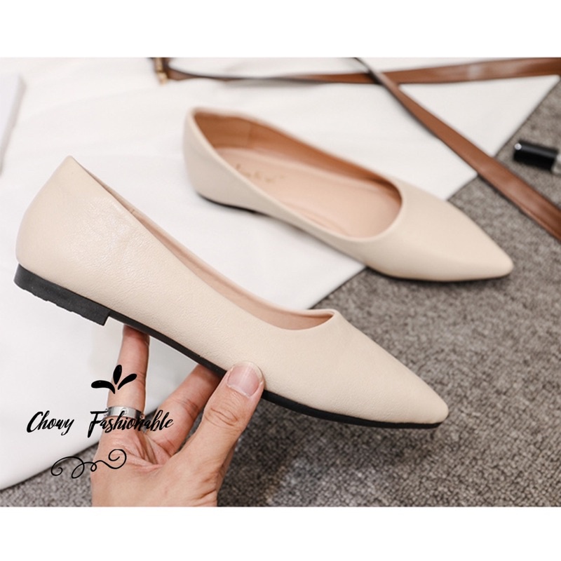 รองเท้าไซส์ใหญ่ 42 ส้นแบนไซส์ใหญ่ Flat Pointed KR1109