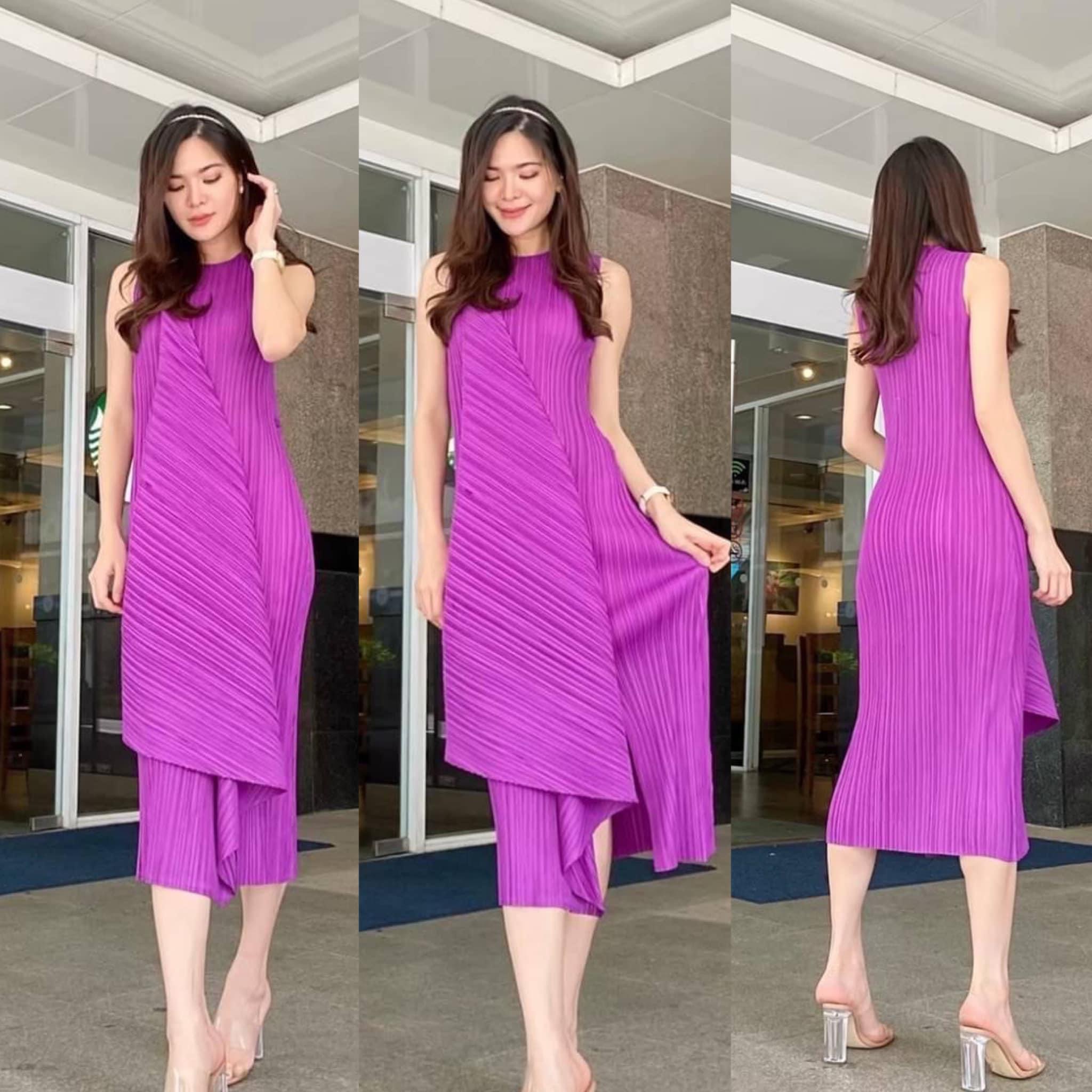 เดรสพลีทตัวยาว แขนกุด อัดพลีท 100% เนื้อเดียวกับงาน Brand งานเกาหลีแท้ 🇰🇷 ละเอียดสวยงาม High Quality ✔️ 👍🏻 สินค้าคุณภาพ (พร้อมส่ง)