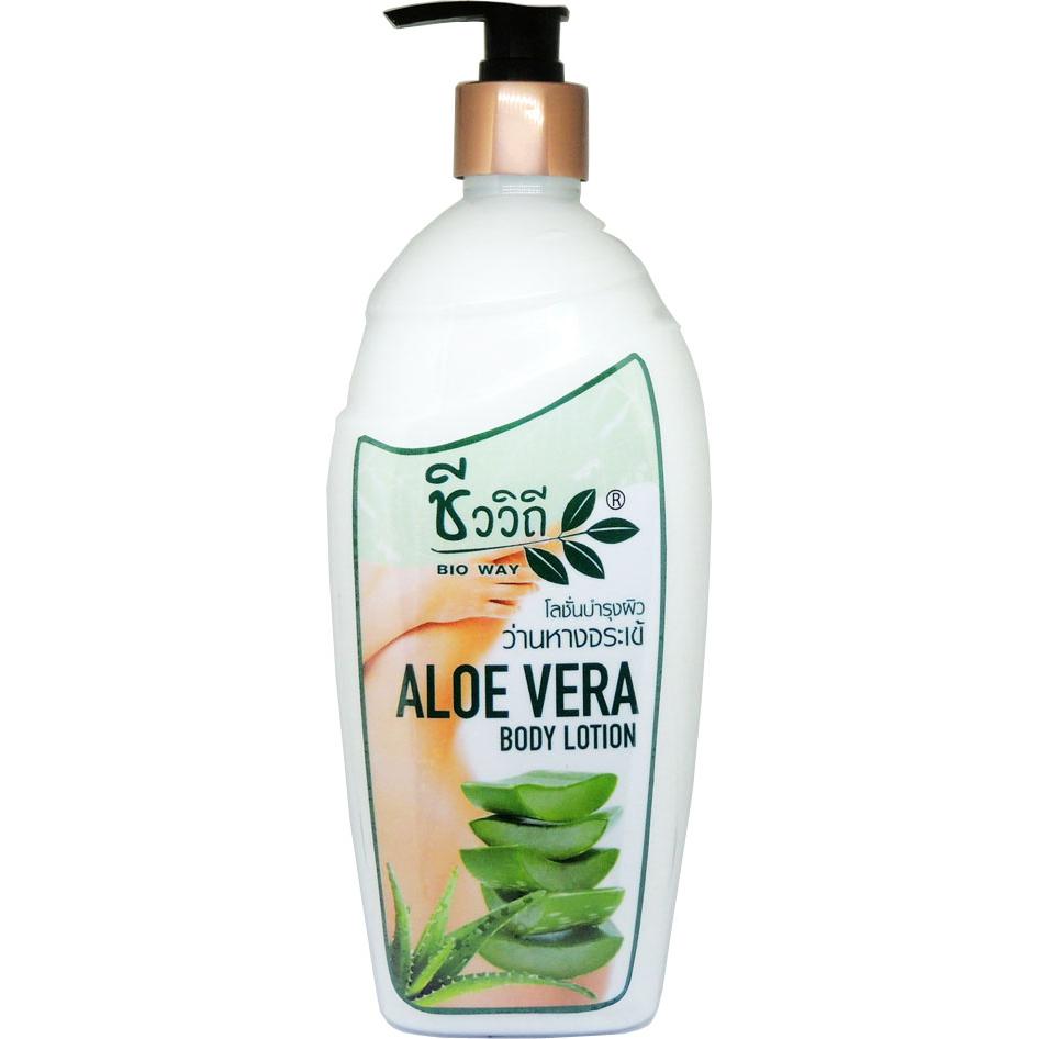 โลชั่นบำรุงผิว ว่านหางจระเข้ (ชีววิถี) Aloe Vera Body Lotion 750 มล. ► มีมอยเจอร์ไรซ์เซอร์ที่ดีต่อผิว อุดมด้วยวิตามิน ลดความหมองคล้ำ ลดผิวไหม้เกรียมจากแสงแดด ลดริ้วรอย กระ จุดด่างดำ หน้ามัน ลดสิว เพิ่มความชุ่มชื้นให้ผิว ผิวกระจ่างใส ใช้ได้ทั้งผิวหน้า ผิวก