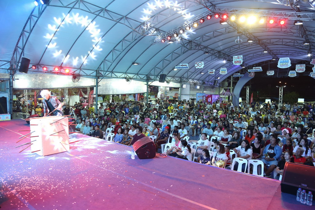 มายากล นักมายากล การแสดง โชว์ Magic Show "งาน TOYOTA BIG DAY" 03/02/2562
