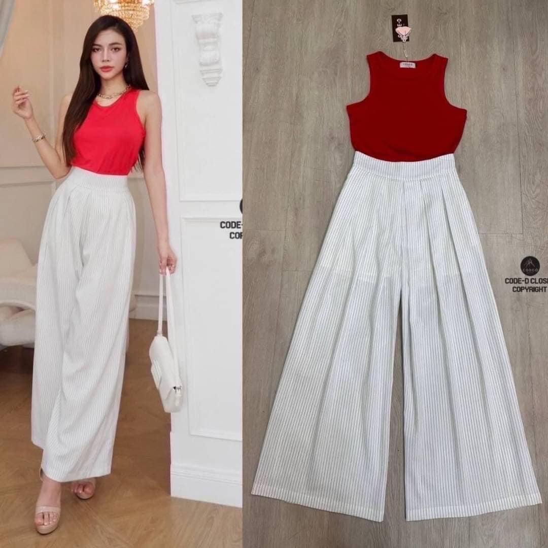 Set 2 ชิ้น เสื้อยืดแขนกุดตัวสั้น ทรงสวยเข้ารูปเป๊ะ มาพร้อมกับกางเกงขายาวเอวสูงทรงกระบอกสีขาวลายทาง สินค้าคุณภาพ (พร้อมส่ง)