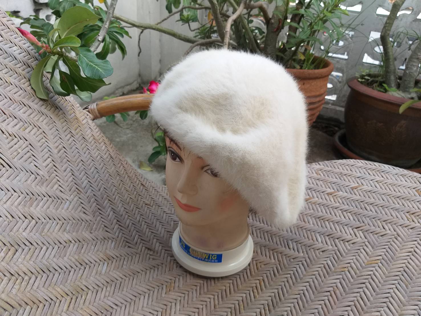 หมวกเบเร่ต์เฟอร์กระต่ายแท้ สีครีม นุ่มมากกก