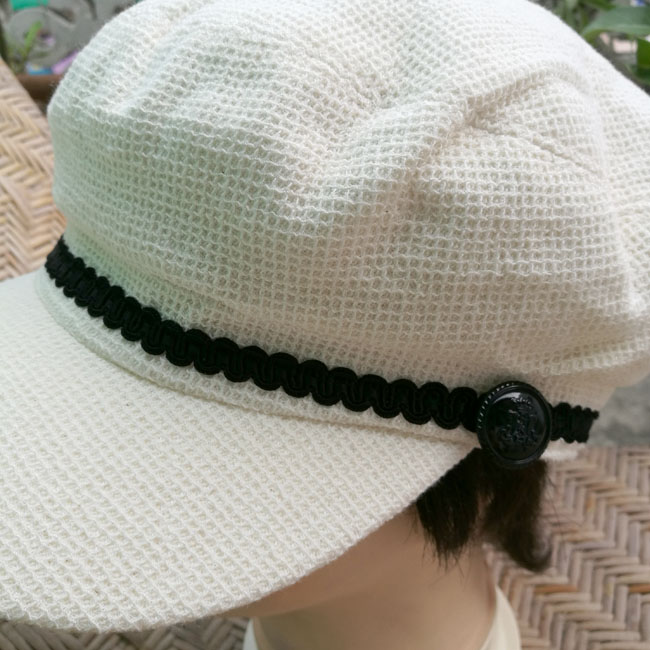 หมวกแก๊ปทรงนิวส์บอย ผ้าหมวกสวย