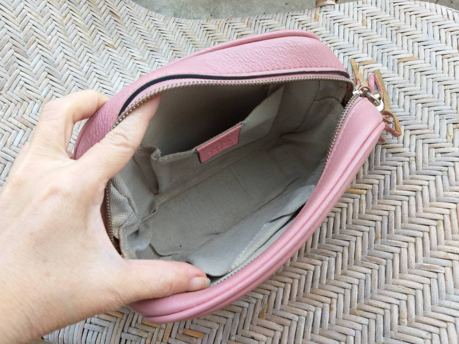 กระเป๋า GUCCI Black Soho Leather Disco Bag 308364