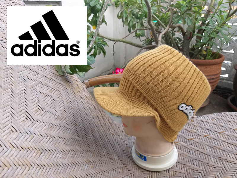 หมวกแก๊ปไหมพรม adidas สวยมาก