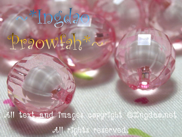AW5005-pk16 ลูกปัดกลมตัดเหลี่ยม สอดใส้ลูกปัดกลมขาว ขนาด 16 มิล. สีชมพู (10 กรัม/ 4 ชิ้น)