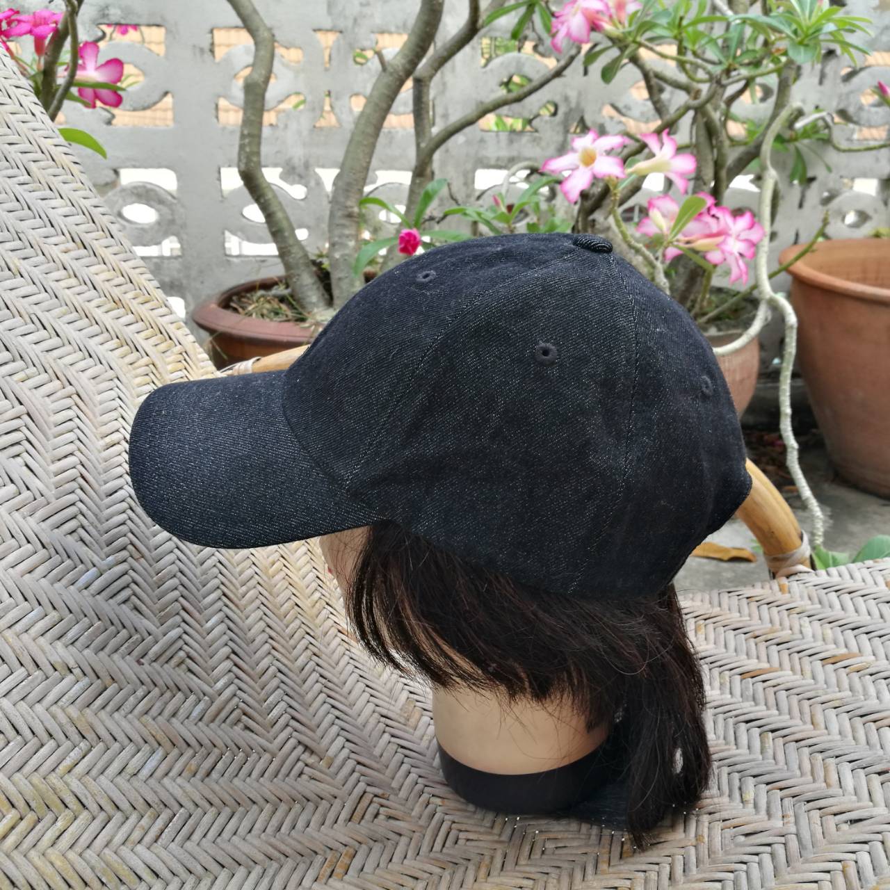 หมวกแก๊ปผ้ายีนส์ GU สวยเรียบๆ น่าใส่มาก (ของใหม่)