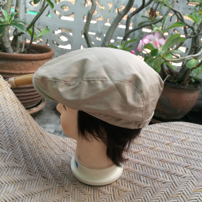 หมวกติงลี่ หมวกแฟลตแค็ป สีกากี เรียบๆ
