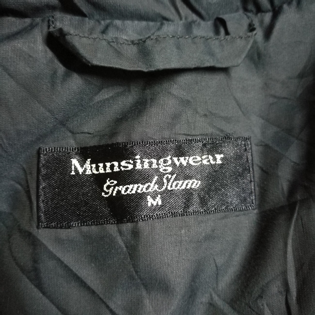 เสื้อกั๊กขนเป็ด Munsingwear อก46 กระเป๋าเยอะ