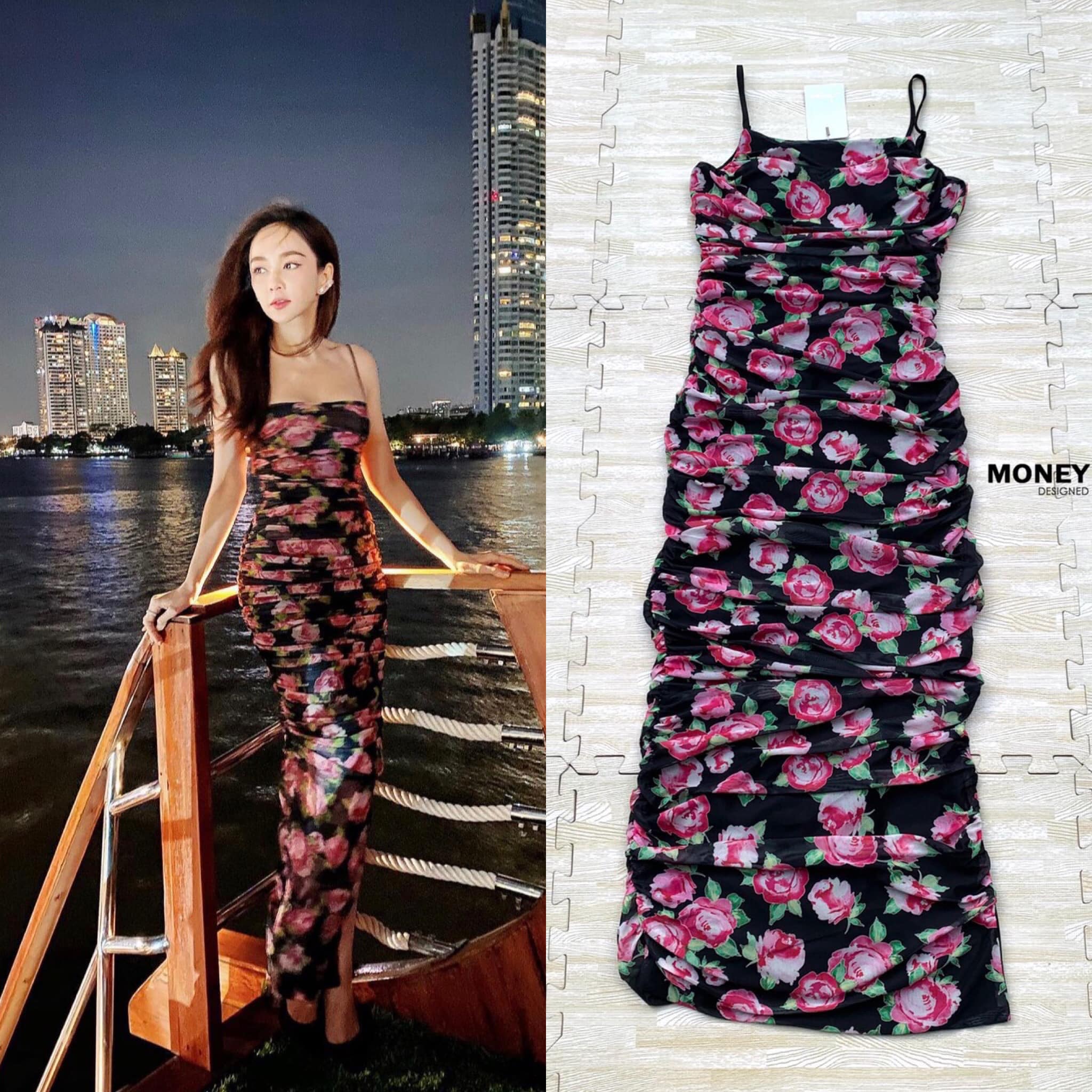 เดรสเย็บย่นสีดำสายเดี่ยวพิมพ์ลายดอกไม้สีชมพู รุ่นนี้เย็บย่นทั้งตัวค้า ผ้าคือดีมากก นุ้มมมมมนุ่ม มาพร้อมซับใน ตลอดทั้งตัว : สินค้าคุณภาพ พร้อมส่ง