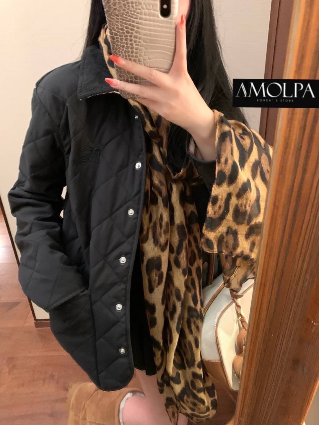 JACKET BB งาน 1:1 งานผ้าอย่างดี หนานุ่ม เหมือนช๊อปเด๊ะ งานสวยยยเป๊ะม๊าก ไม่ผิดหวังแน่นอน งานพรีเมียม 👆ใส่ได้ทั้ง ช ญ น๊า ใส่สบาย : สินค้าคุณภาพ (พร้อมส่ง)