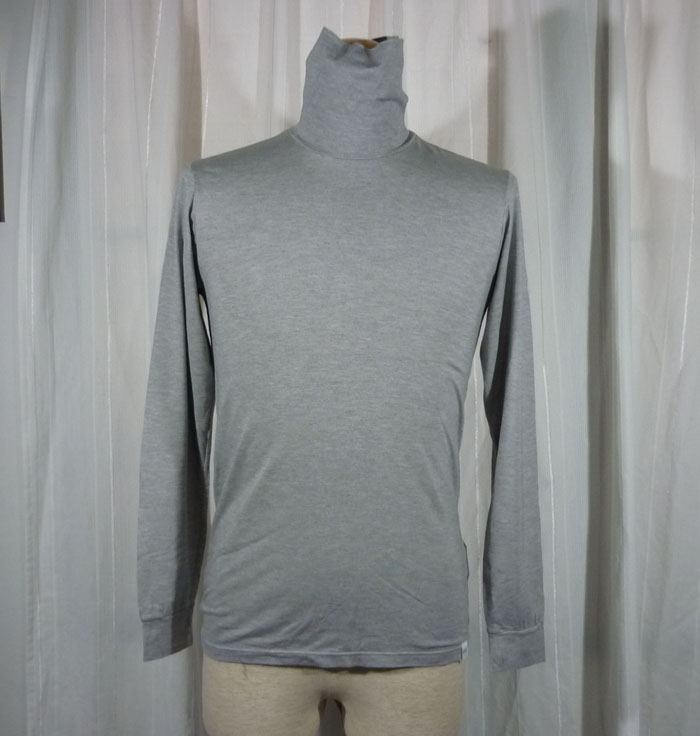เสื้อฮีทเทคชาย สีเทา Uniqlo heattech Sz S